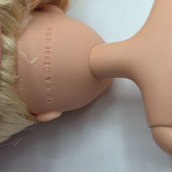 Bratz Cloe Featherageous Doll Head On Barbie Body Franken Doll - Picture 3 of 7